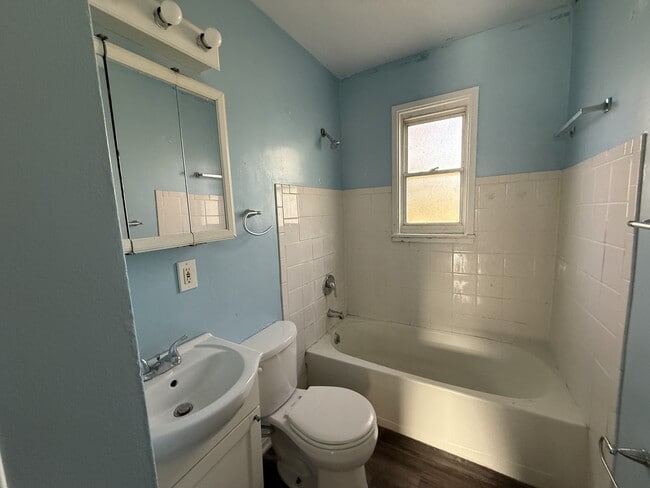 Photo - 3718 Charloe Ct