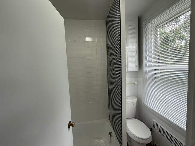 Photo - 74 Morse St Unit 2