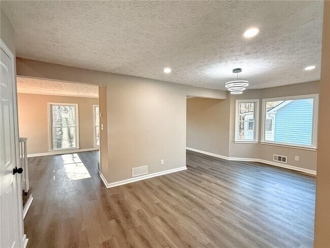 Photo - 2861 Spring Ridge Cir