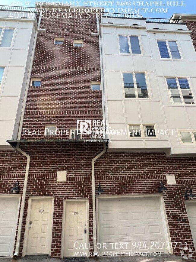 Building Photo - Updated 2/3-bedroom 2 bath townhome with g...