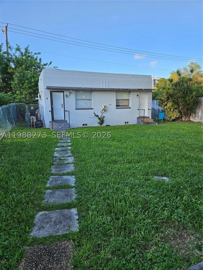 Photo - 1437 NE 110th St Unit 4