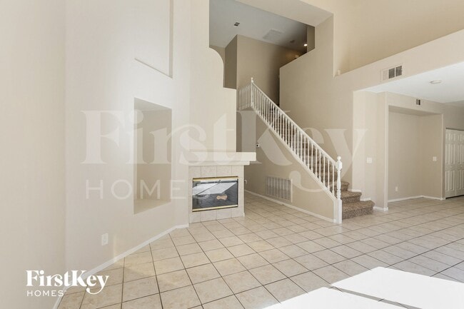 Photo - 800 Coliseum Ln