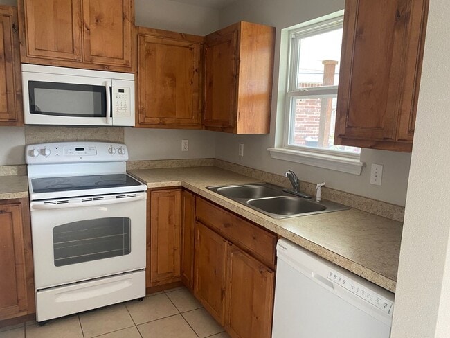 Photo - Cute Duplex in Dewey! Unit 115 S Cherokee Ave