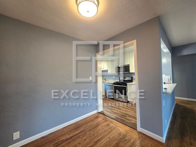 Photo - Beautiful 2/2 Duplex with Large Yard, Washer and Dryer and AC - Walk to Valley Fair