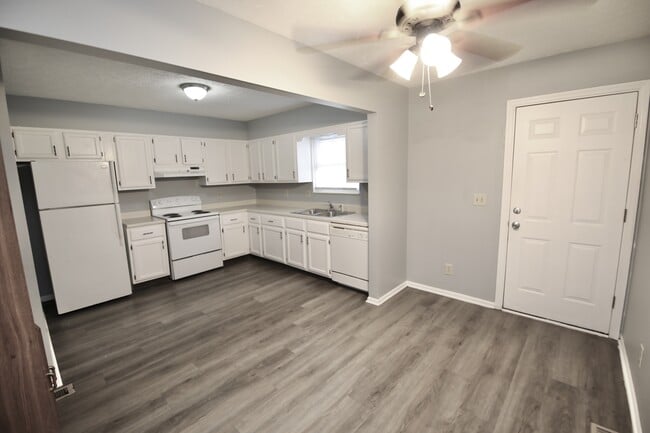 Photo - 2297 Ayers Dr