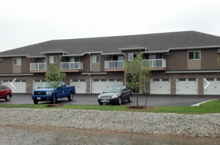 Park Woods Apartments - Park Woods Apartments