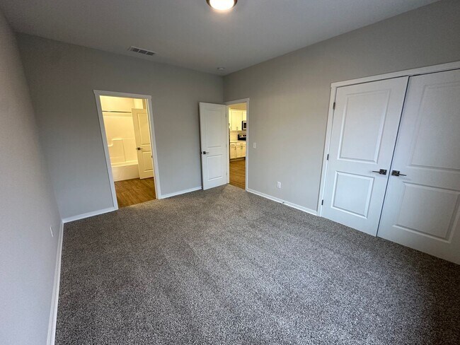 Photo - 4326 Pine Forest Blvd NE Unit 04