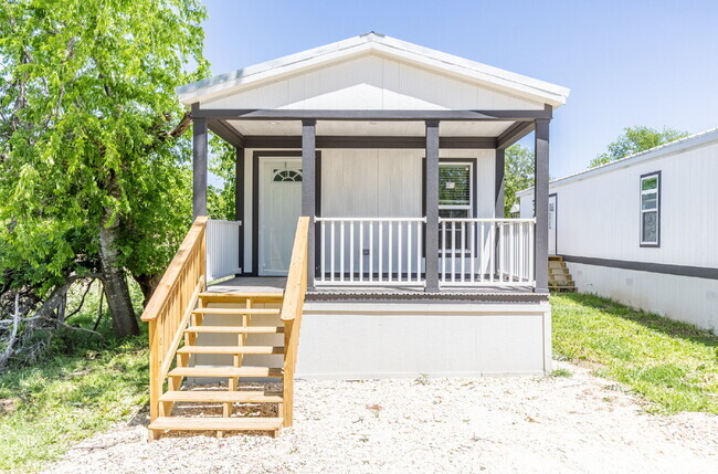 Building Photo - 193 Live Oaks St Unit 6 Rental