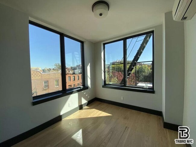 Photo - 4 bedroom in Brooklyn NY 11215 Unidad 5F