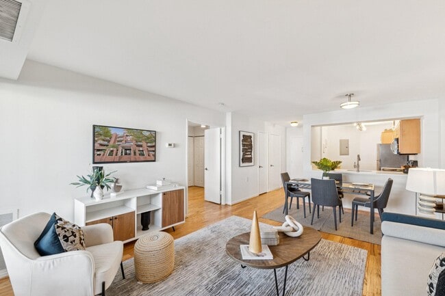 Photo - 2320 Wisconsin Ave NW