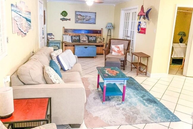 Photo - 2127 28th St