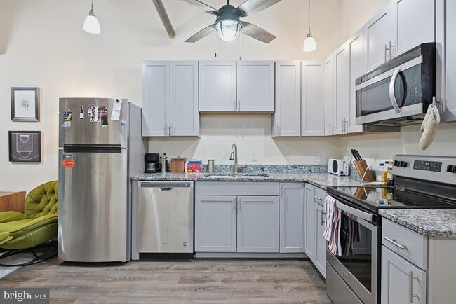 Photo - 833 N Market St Unit 302