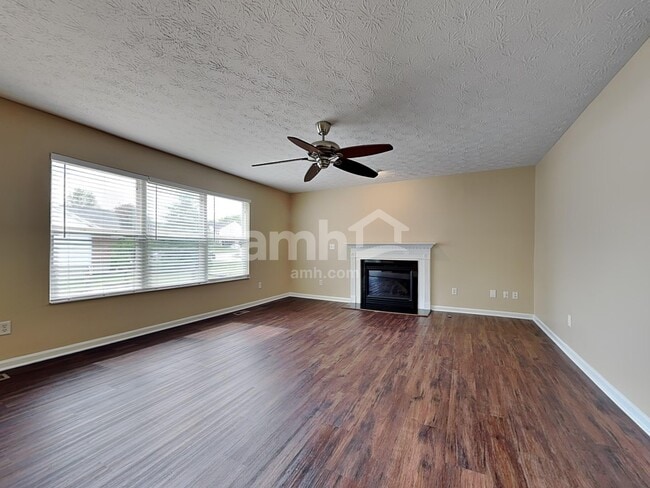 Photo - 80 Bluegrass Ln