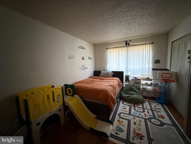 Photo - 5 Chamberlin Ct