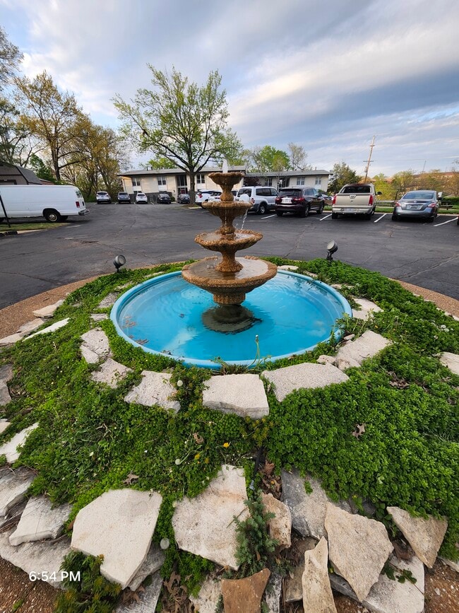 Photo - 10433 Briarbend Dr Unidad #