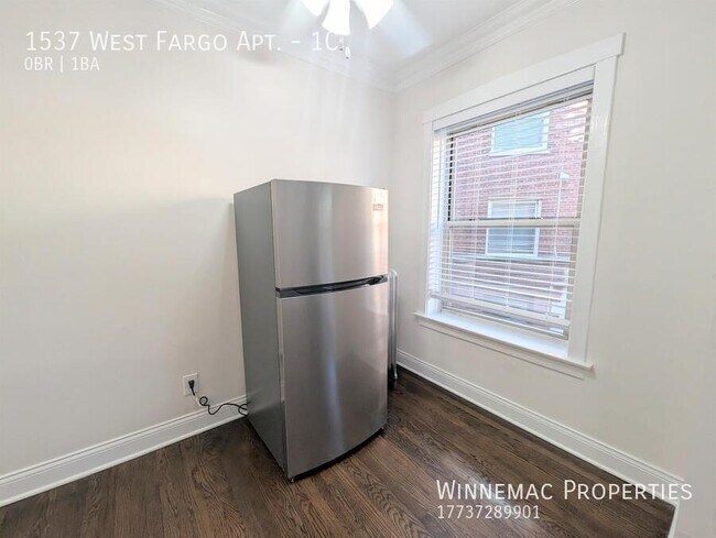 Photo - 1537 W Fargo Ave Unit 1C