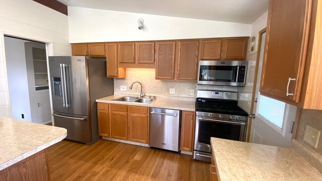 Photo - COMING SOON. 11/14.  Beautiful 3 Bedroom, ...