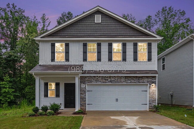 Photo - 2132 Clapham Ct
