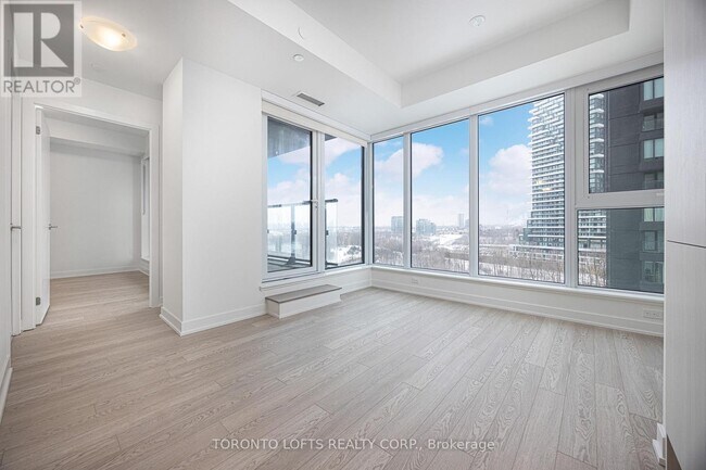 Photo - 1 Quarrington Lane Unit 804