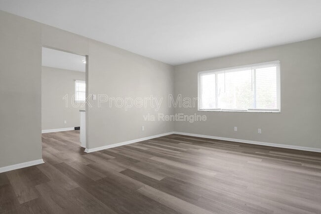 Photo - 711 S Chesterfield Rd