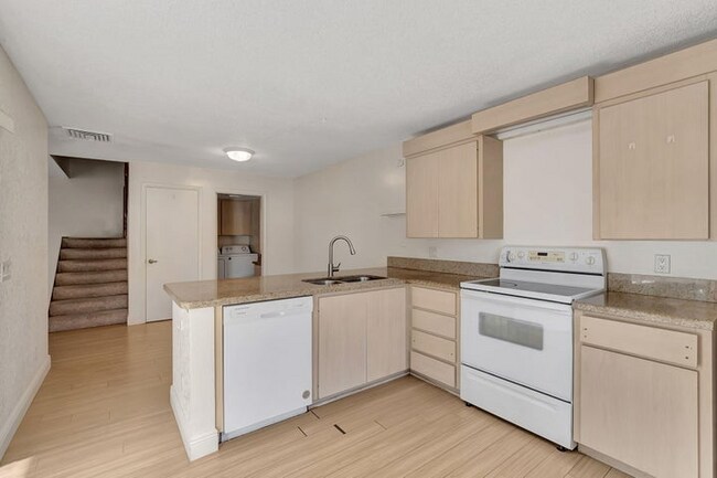 Photo - 4004 Medford Ct