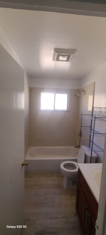 Photo - 1920 E 25th St Unit Apt #D