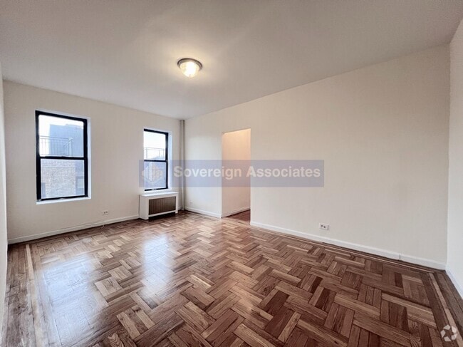 Building Photo - 20 Magaw Pl Rental