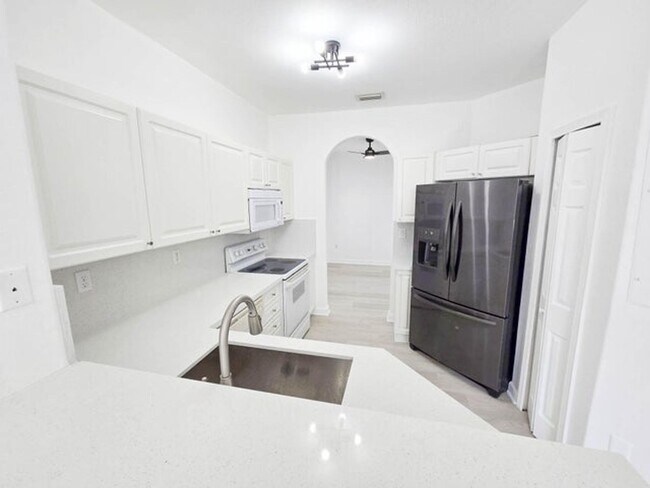 Photo - 5580 NW 107th Ave