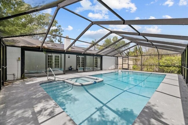 Photo - 11218 Creek View Dr