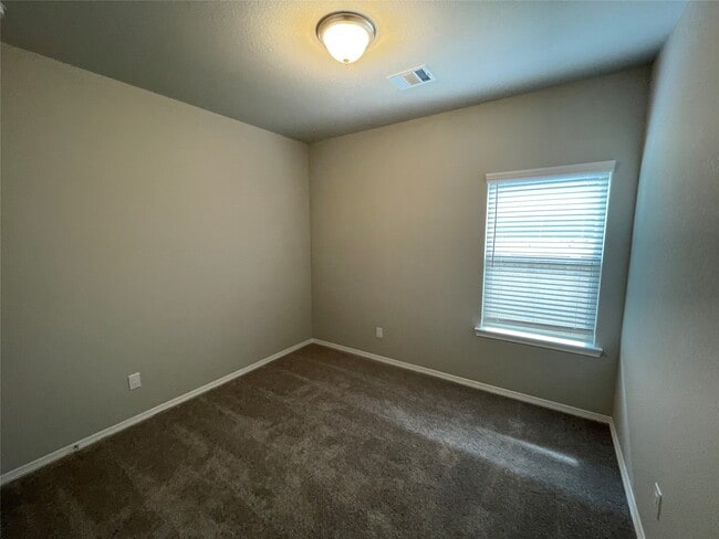 Photo - 938 Redinger Ridge Dr