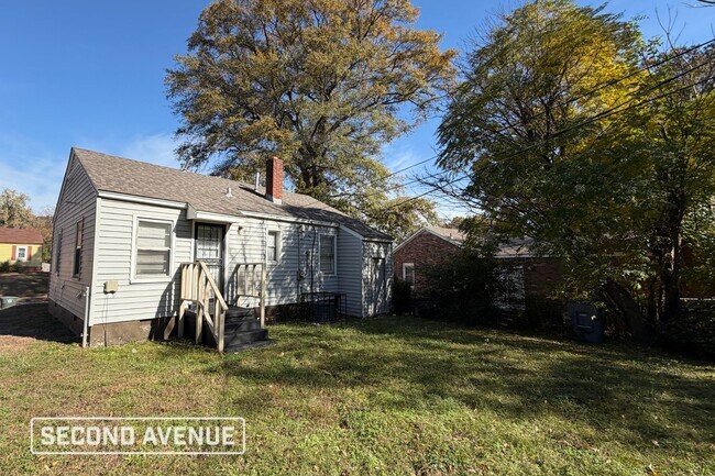 Photo - 2709 Henley Dr