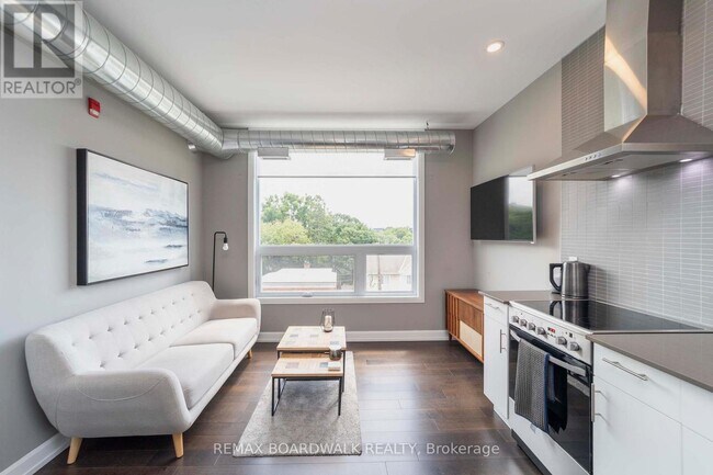 Photo - 150 Greenfield Ave Unité 503