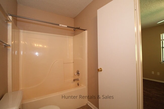 Photo - Delightful Duplex!