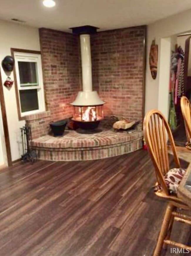 Photo - 9375 Cooper Rd