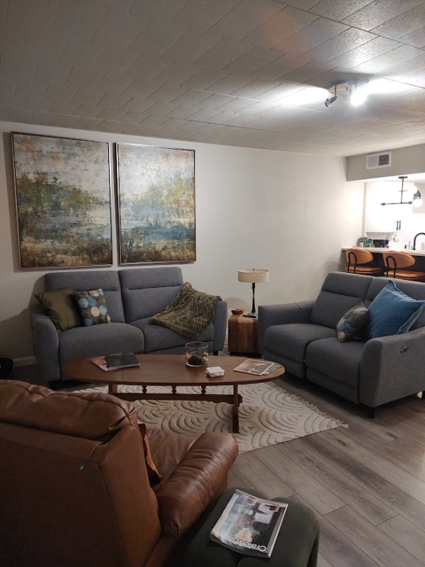 Photo - 111 S Meldrum St Unit 5