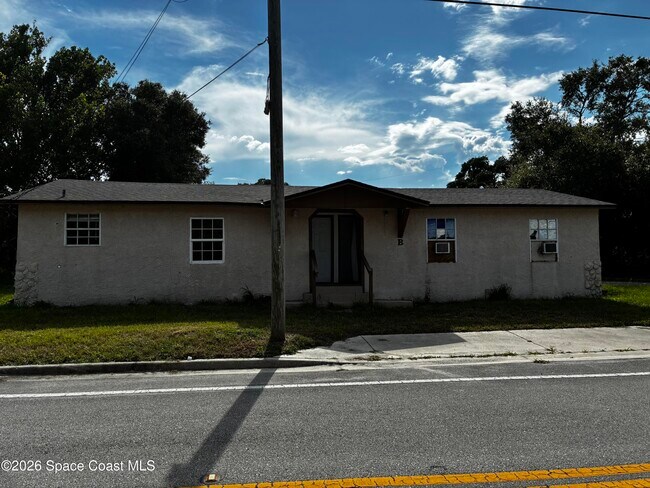Building Photo - 2909 Carver St
