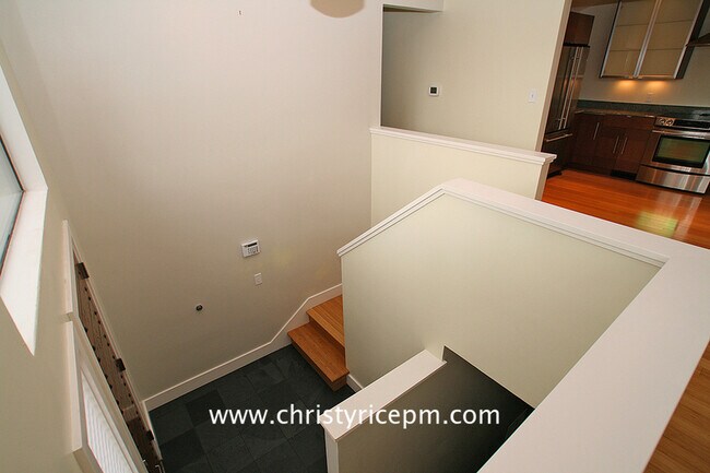 Photo - 3314 E Pike St