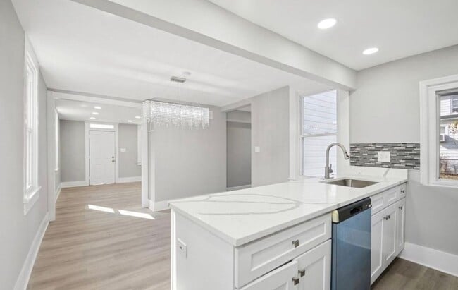 Photo - 3814 Walnut Ave