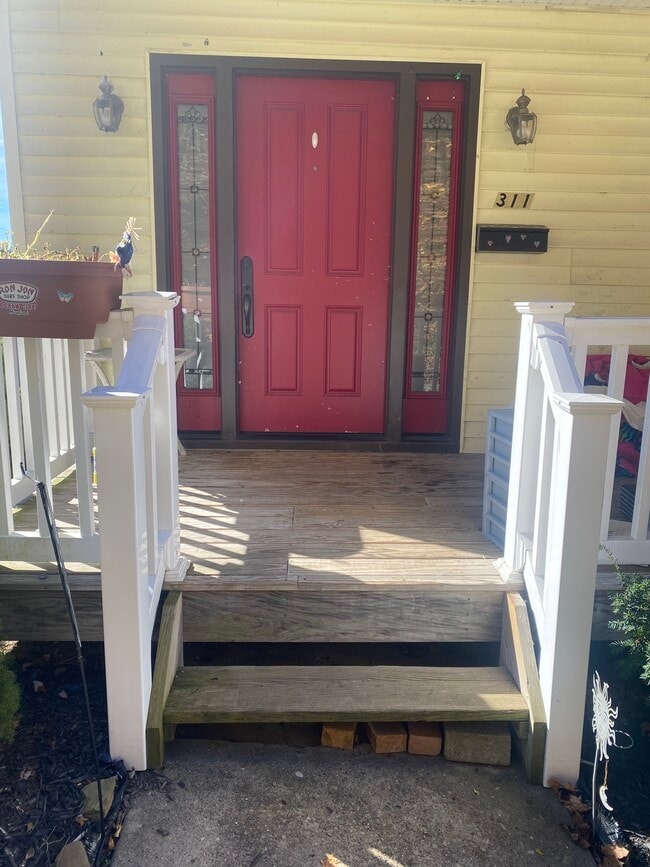 Photo - 311 S Pennsylvania Ave