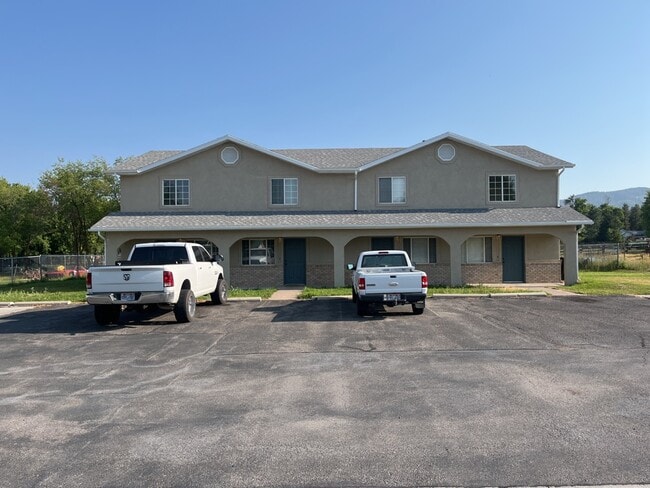 Building Photo - 60 E 200 N Unit 3 Rental