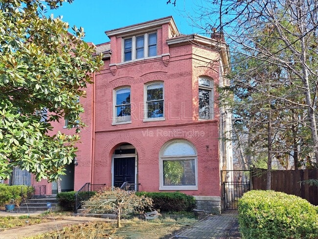 Building Photo - 1319 S 2nd St Unit 3