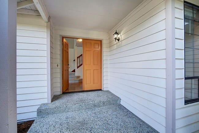 Photo - 4Bd/2.5Ba Sammamish Home