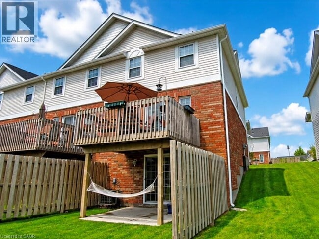 Photo - 151 Clairfields Dr E