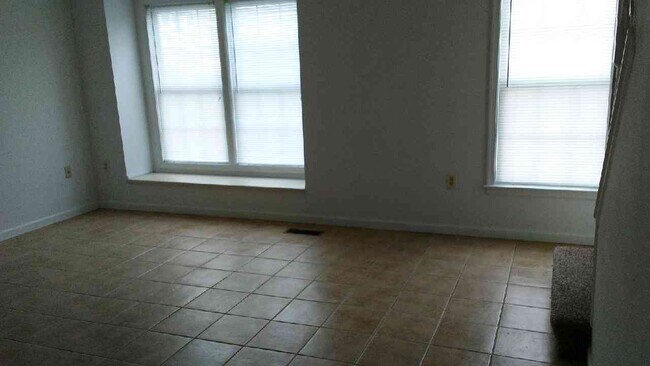 Photo - 6 Morningstar Dr