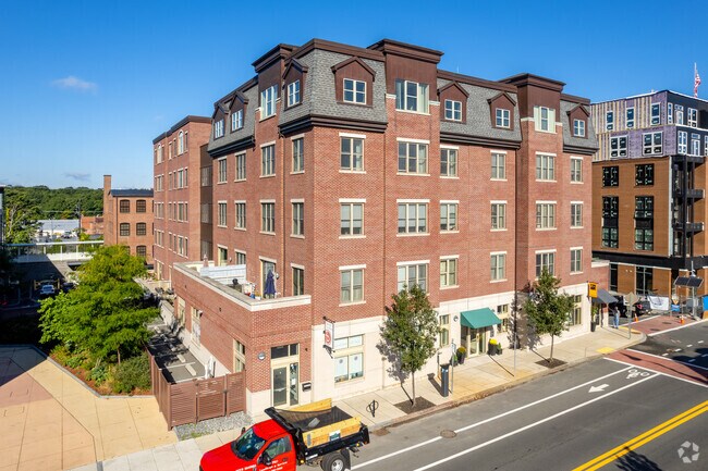 Foto del exterior del edificio - 116-118 Rantoul St