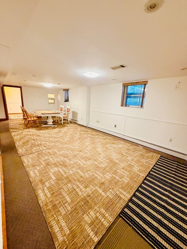 5 Witmer Ct
