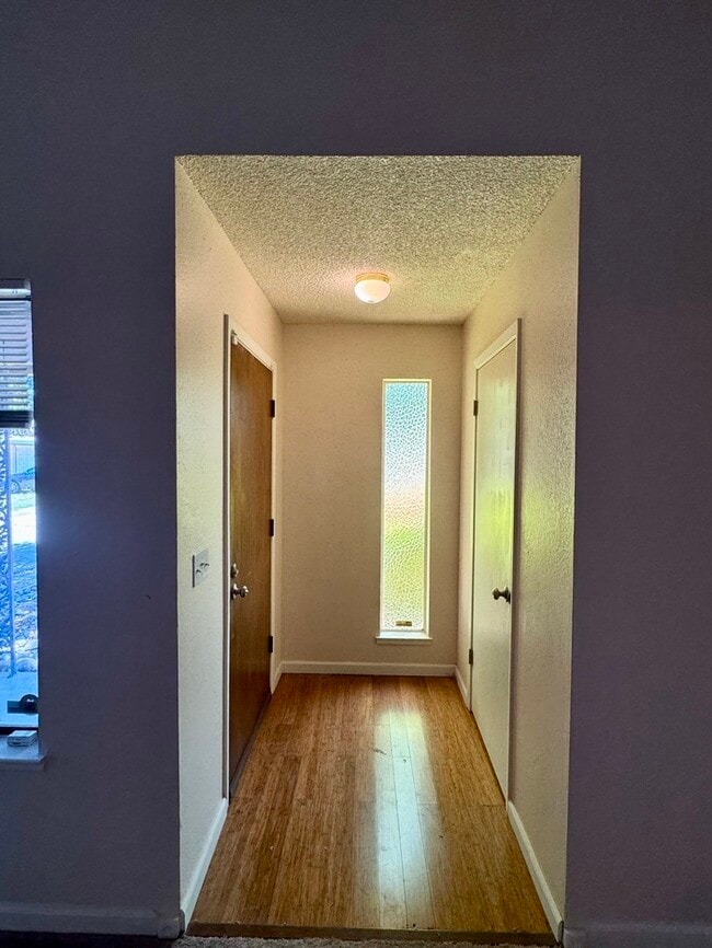 Photo - 2/2 duplex in Fair Oaks