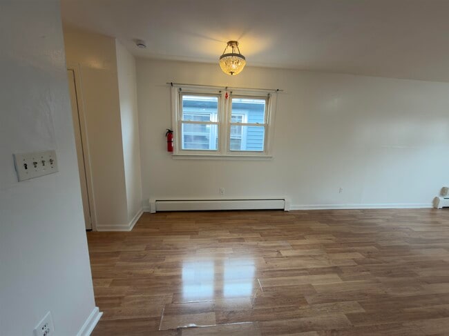 Photo - 215 Seaview Ave