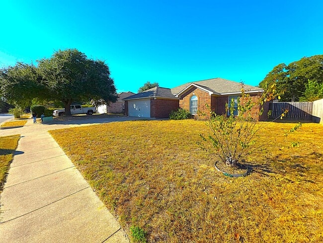 Photo - 3323 Mugsy Dr