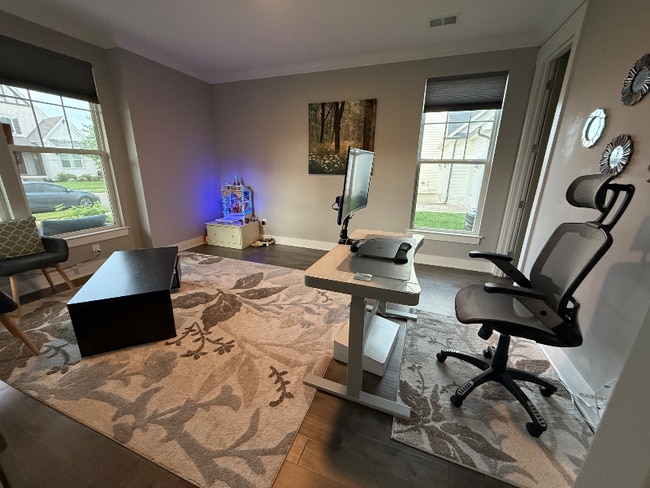 Photo - 201 Broadgreen Ln